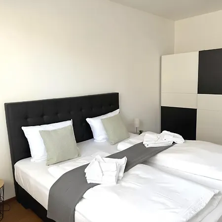 Waltr One Bedroom
