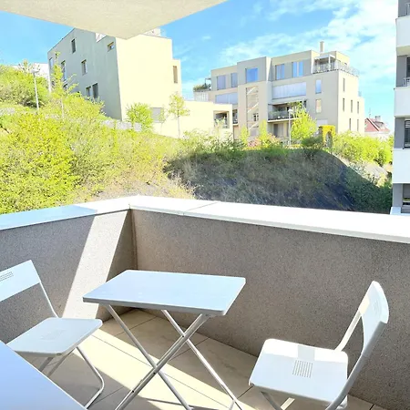Waltr One Bedroom *